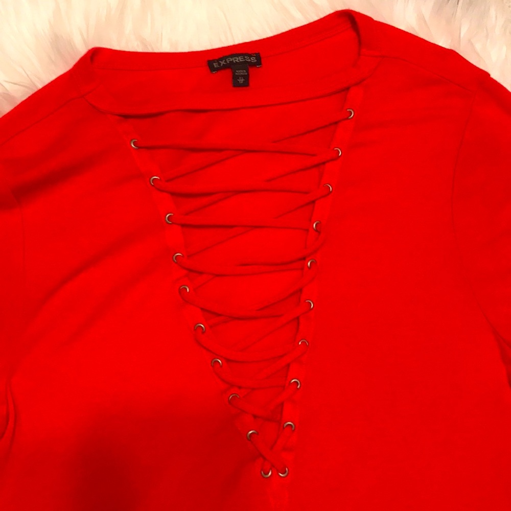 Lace Front Express Tee - Picture 2 of 2